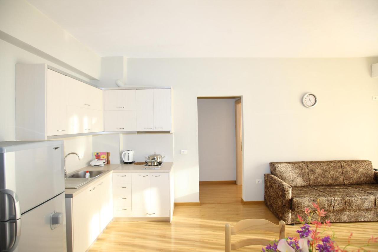 Teo Apartaments Саранда Экстерьер фото