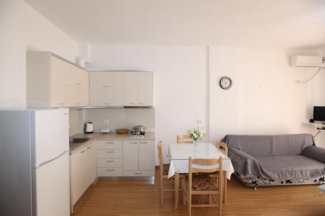 Teo Apartaments Саранда Экстерьер фото