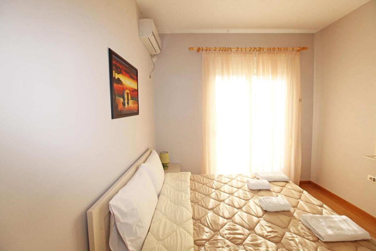 Teo Apartaments Саранда Экстерьер фото