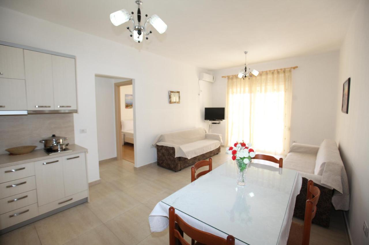 Teo Apartaments Саранда Экстерьер фото