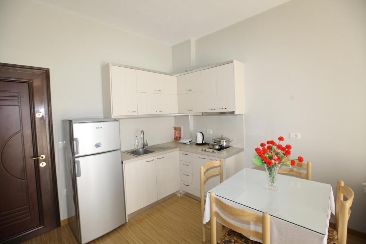 Teo Apartaments Саранда Экстерьер фото