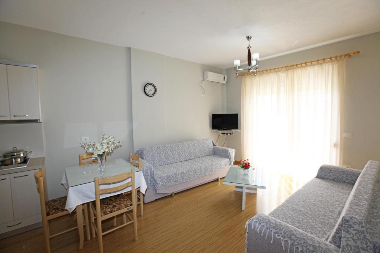 Teo Apartaments Саранда Экстерьер фото