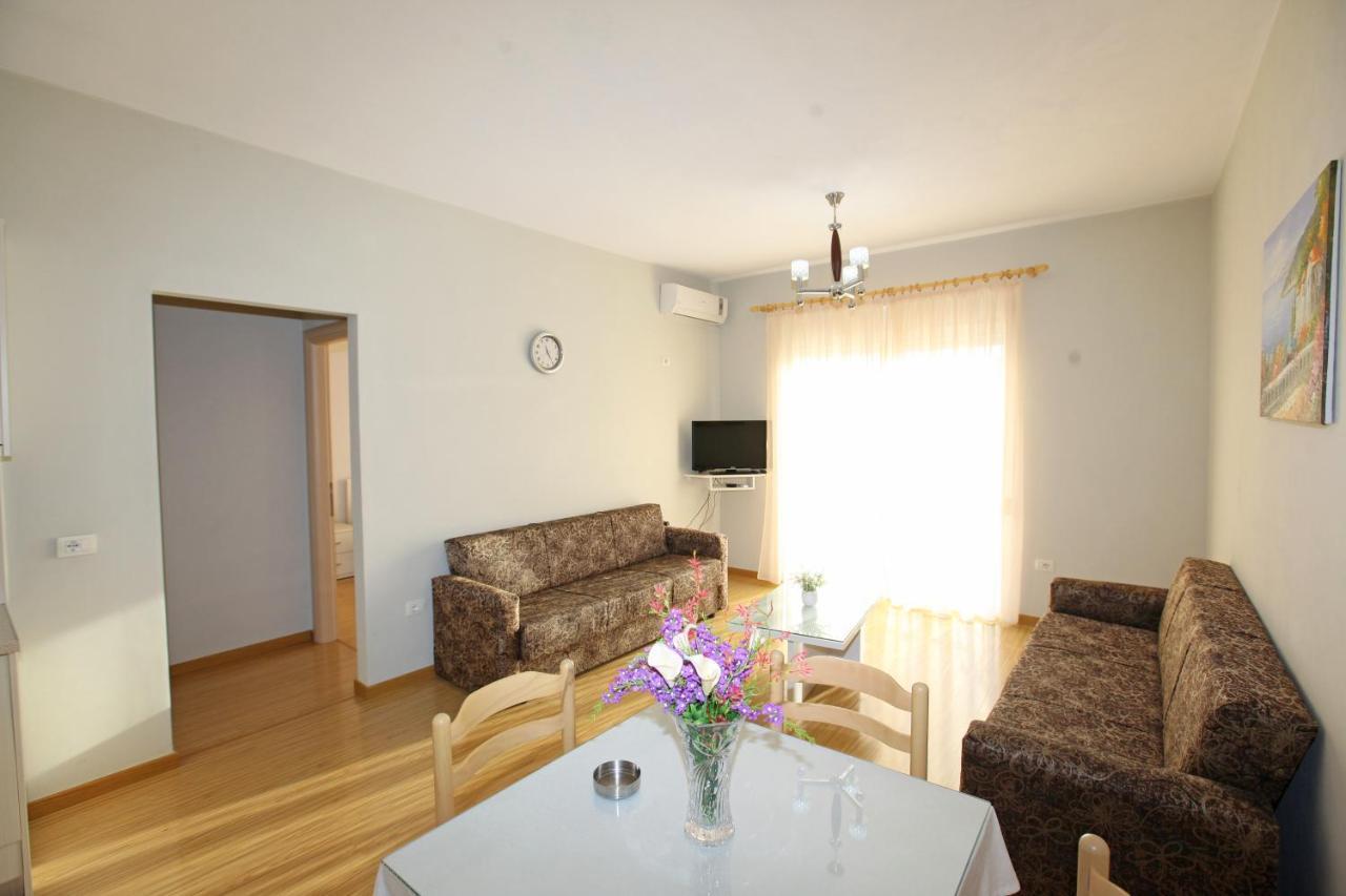 Teo Apartaments Саранда Экстерьер фото