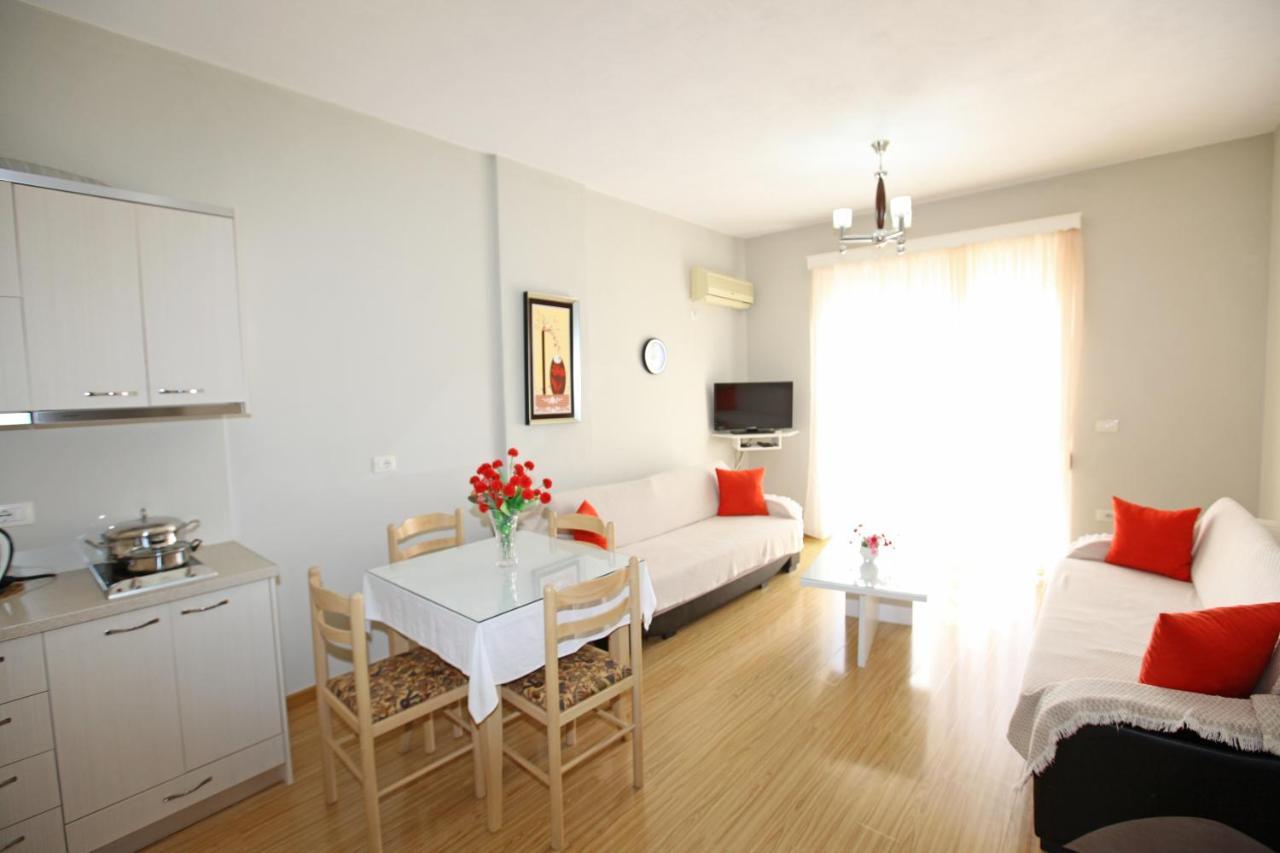 Teo Apartaments Саранда Экстерьер фото
